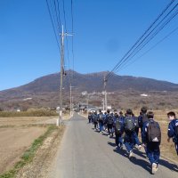 ８年生「立志・歩く会」実施