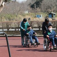 ５年　福祉体験学習「車椅子・アイマスク体験」