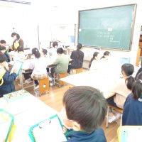 ３年生　クラブ活動見学！